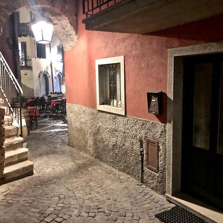 Apartment Del Pescatore Torri Del Benaco Exterior photo