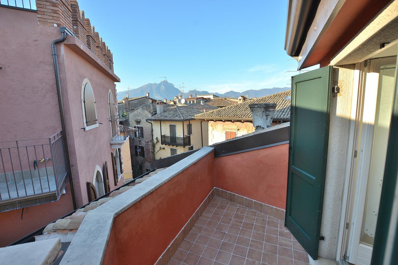 Apartment Del Pescatore Torri Del Benaco Exterior photo